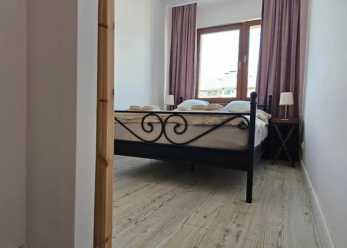 Luna A-b Апартаменты *